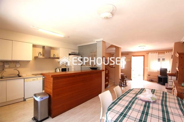 3 makuuhuone Bungalow myytävänä paikassa Guardamar Playa, Guardamar del Segura mukana 
autotalli - 299 000 € (Ref: 9445068)