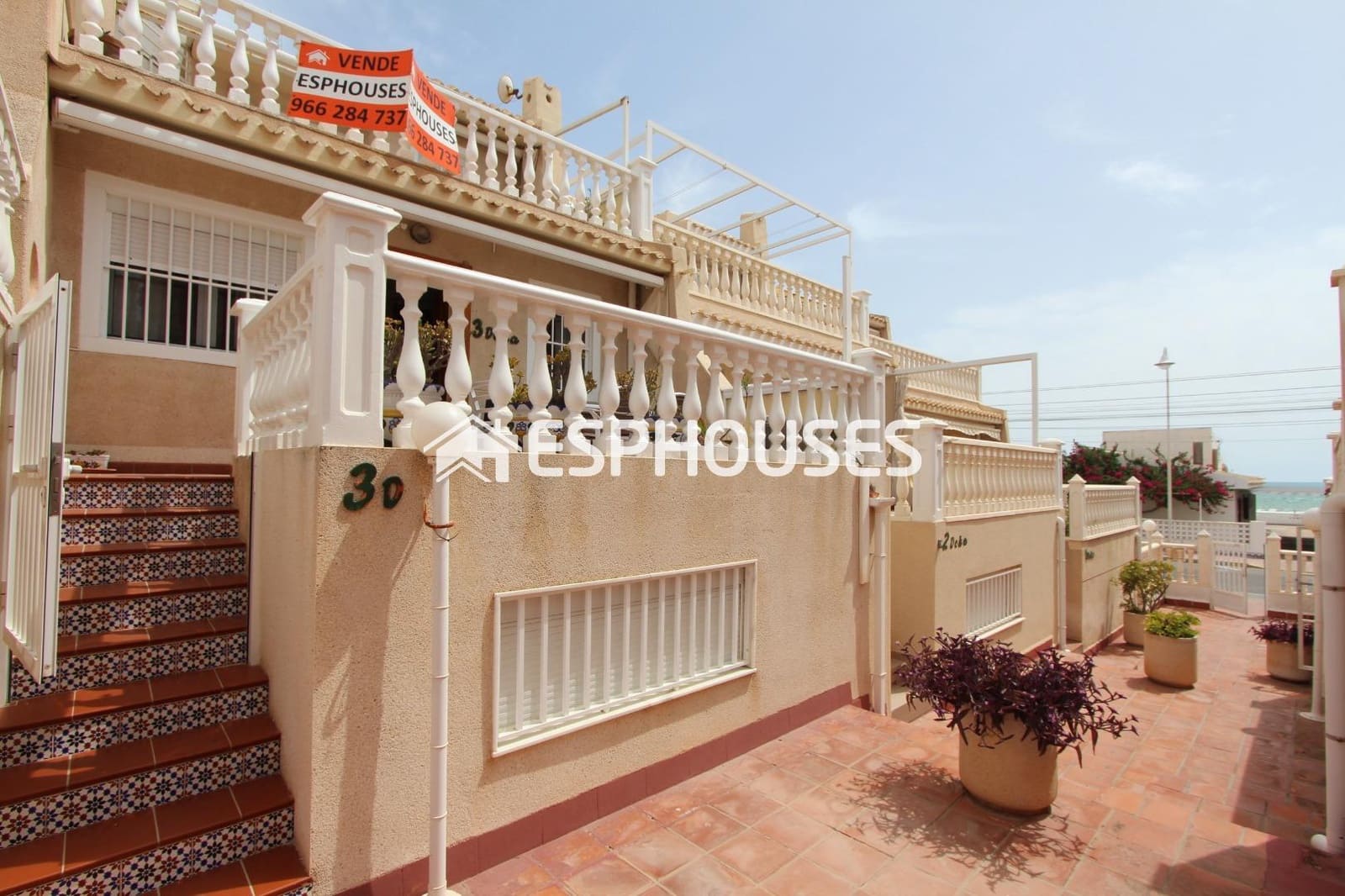 3 sovrum Bungalow till salu i Guardamar del Segura med garage - 299 000 € (Ref: 9445068)