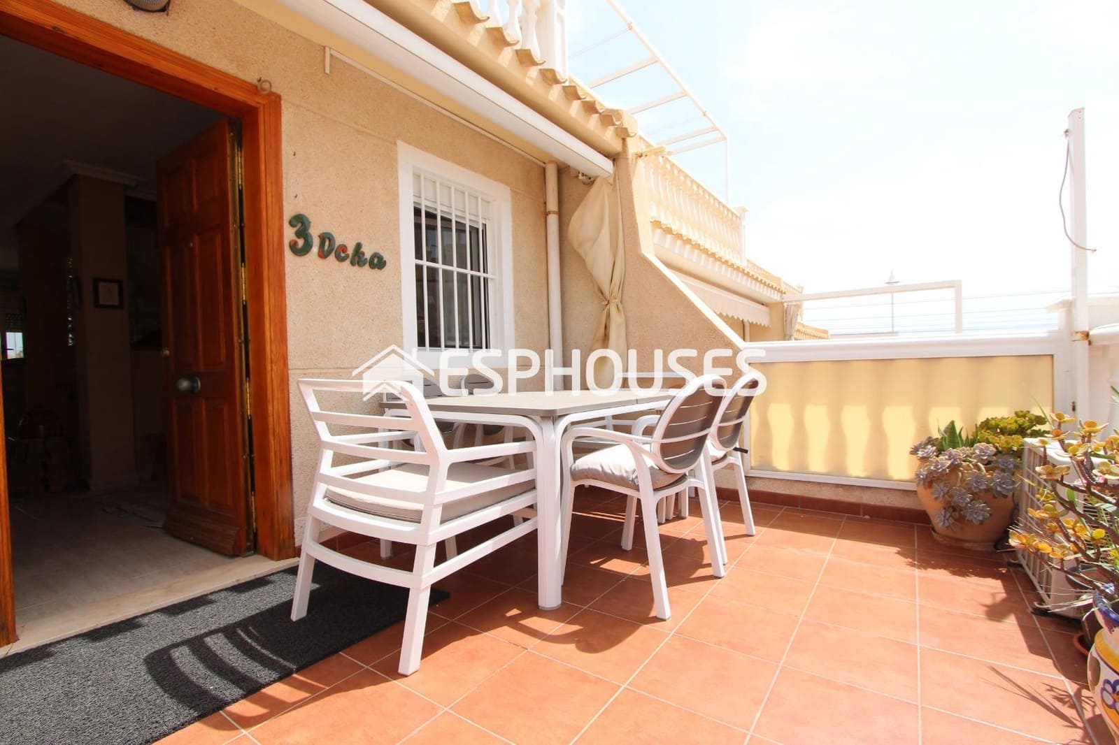 3 sovrum Bungalow till salu i Guardamar del Segura med garage - 299 000 € (Ref: 9445068)