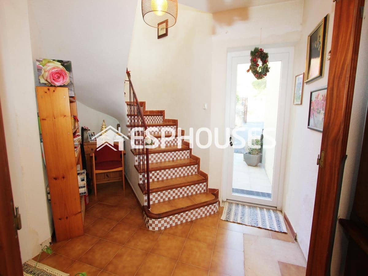 4 makuuhuone Huvila myytävänä paikassa Altea mukana uima-altaan - 530 000 € (Ref: 9445069)