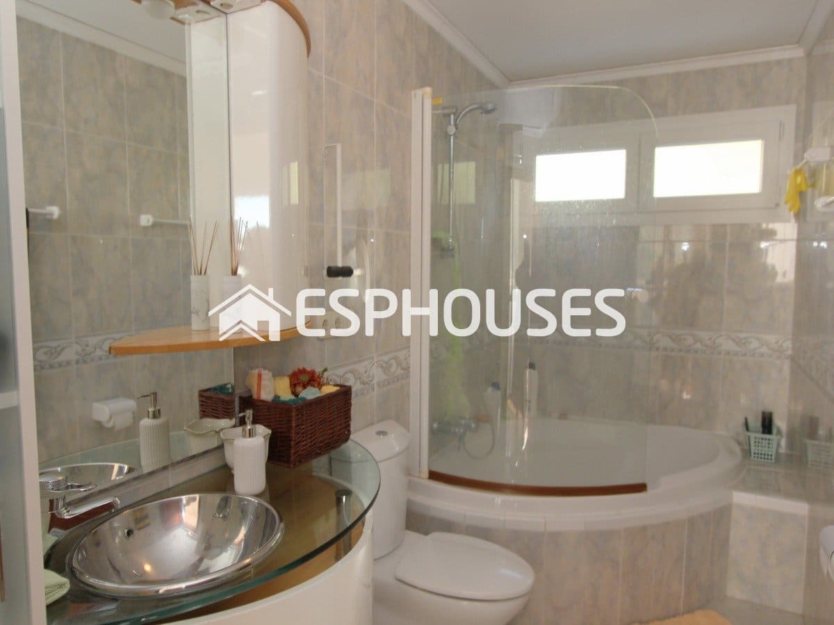 4 bedroom Villa for sale in Altea la Vella with pool garage - € 530,000 (Ref: 9445069)