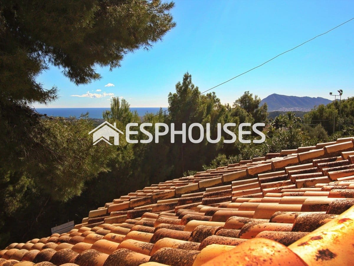 4 bedroom Villa for sale in Altea la Vella with pool garage - € 530,000 (Ref: 9445069)