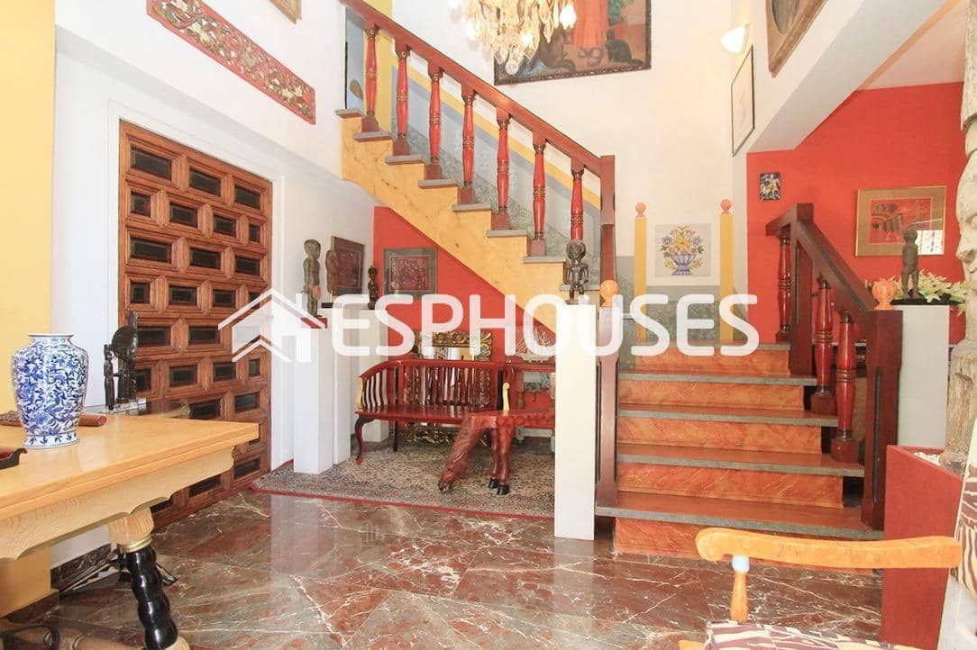 5 soveværelse Villa til salg i Guadalest med garage - € 520.000 (Ref: 9445070)