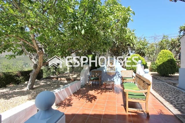 5 soveværelse Villa til salg i Guadalest med garage - € 520.000 (Ref: 9445070)