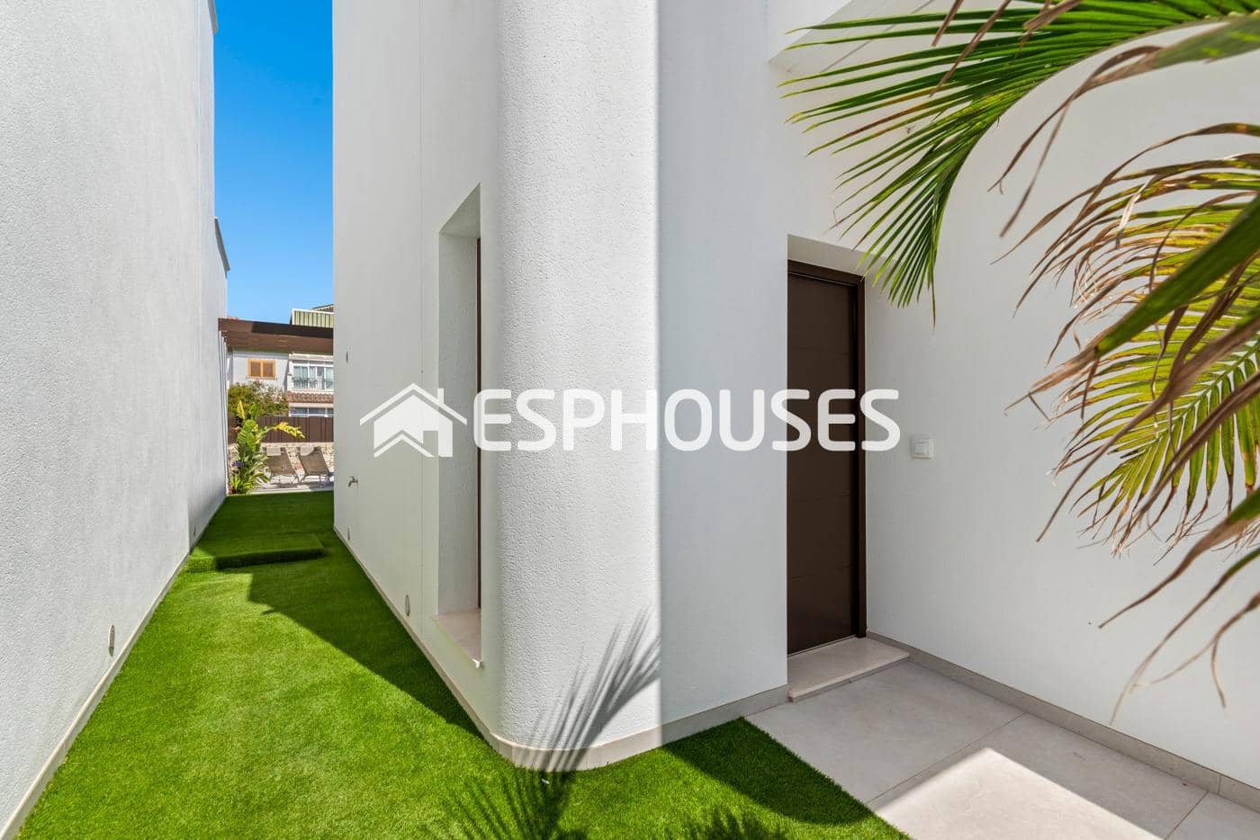 3 soverom Villa til salgs i Pilar de la Horadada med svømmebasseng garasje - € 539 900 (Ref: 9445081)