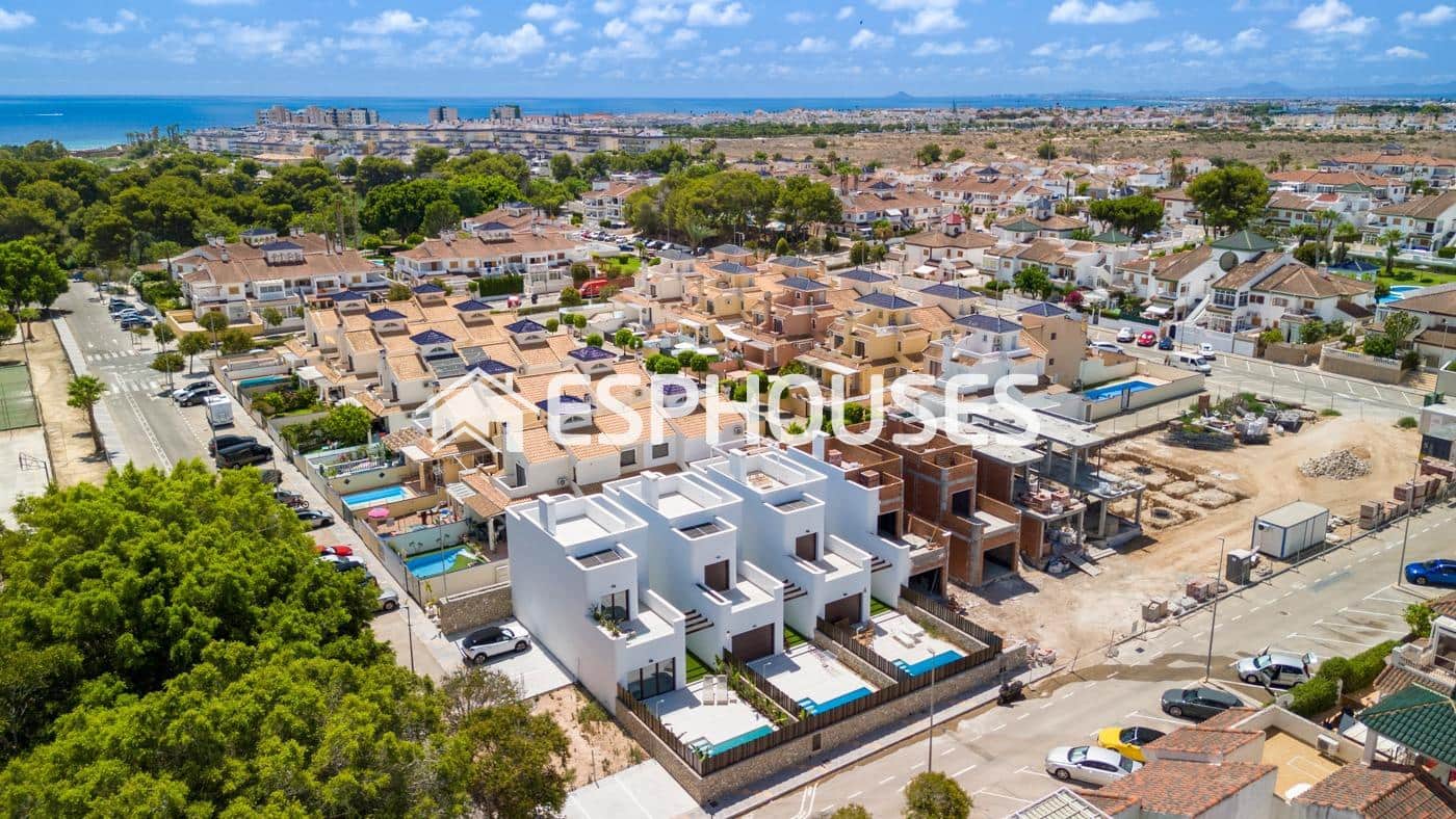 3 soverom Villa til salgs i Pilar de la Horadada med svømmebasseng garasje - € 539 900 (Ref: 9445081)