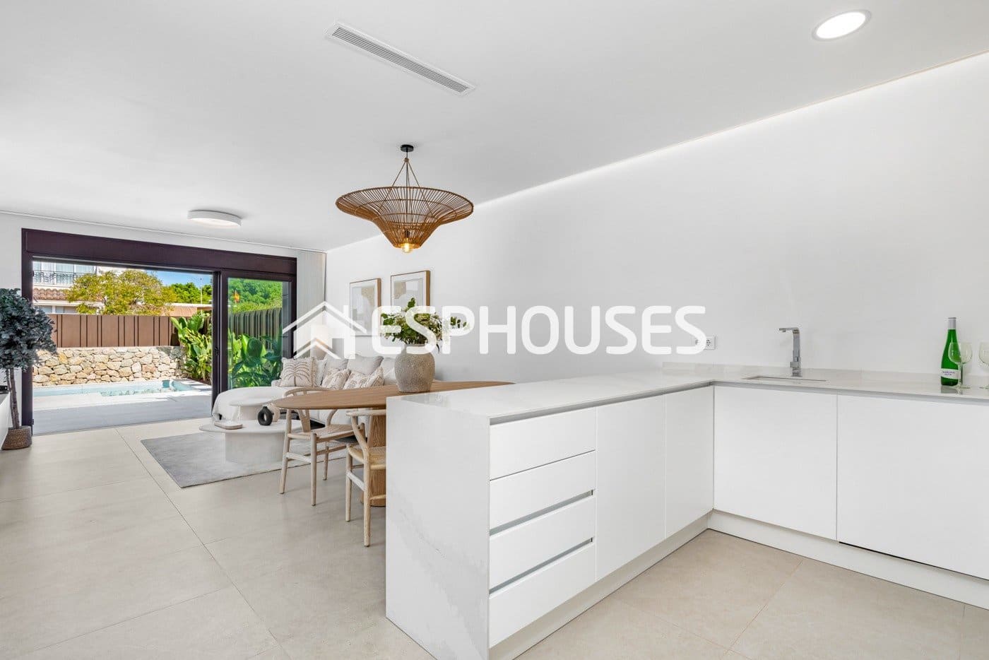 Chalet de 3 habitaciones en Pilar de la Horadada en venta con piscina garaje - 539.900 € (Ref: 9445081)