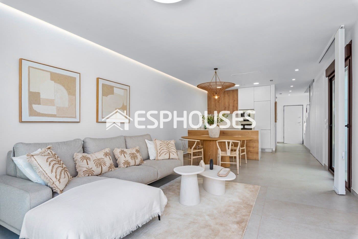 Chalet de 3 habitaciones en Pilar de la Horadada en venta con piscina garaje - 539.900 € (Ref: 9445081)