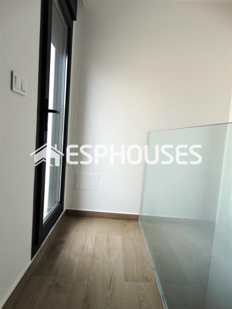 Bungalow de 3 habitaciones en Pilar de la Horadada en venta con piscina garaje - 425.000 € (Ref: 9445085)