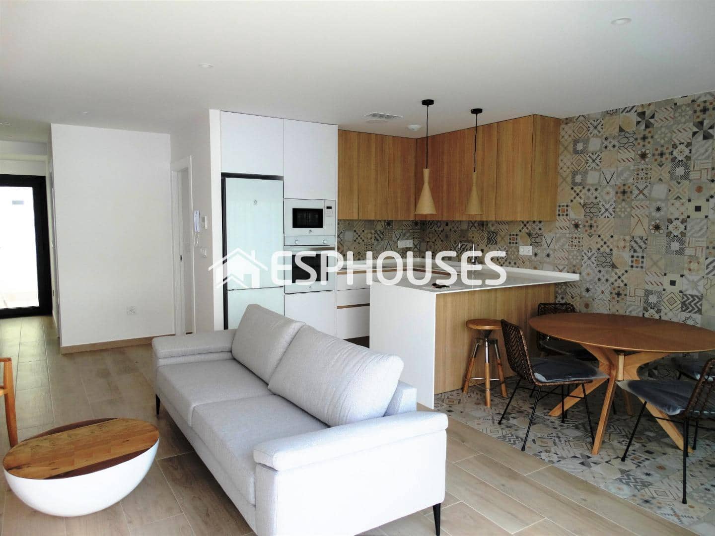 Bungalow de 3 habitaciones en Pilar de la Horadada en venta con piscina garaje - 425.000 € (Ref: 9445085)