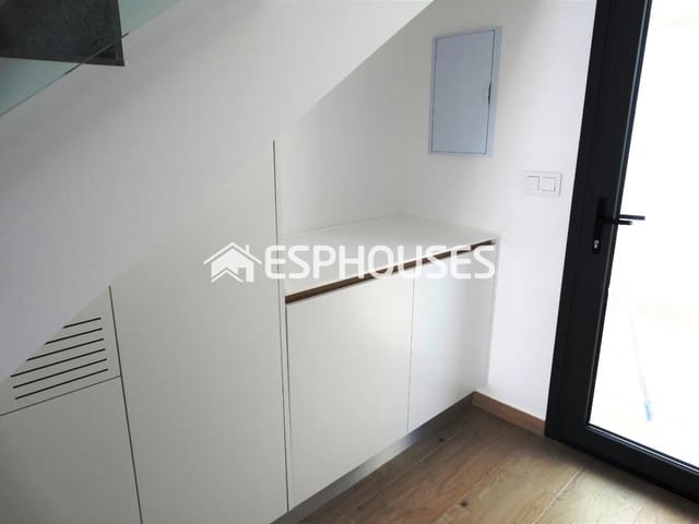 Bungalow de 3 habitaciones en Pilar de la Horadada ciudad, Pilar de la Horadada en venta con piscina garaje - 425.000 € (Ref: 9445085)