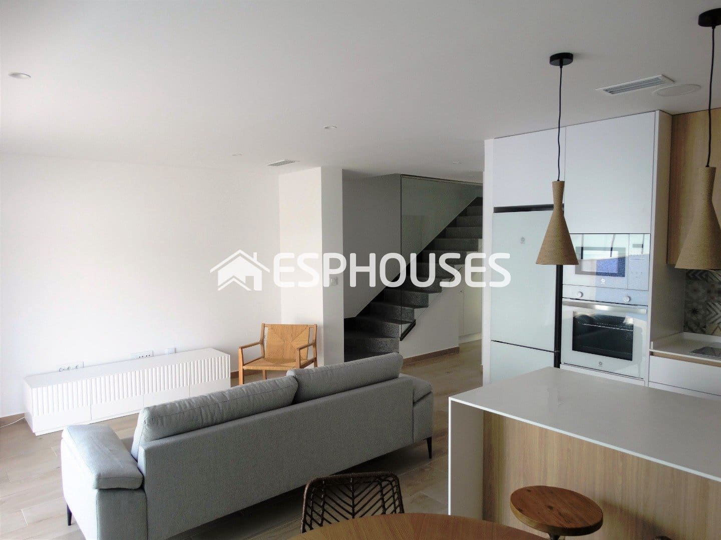 3 soveværelse Semi-Rækkehus til salg i Pilar de la Horadada med swimmingpool - € 425.000 (Ref: 9445085)