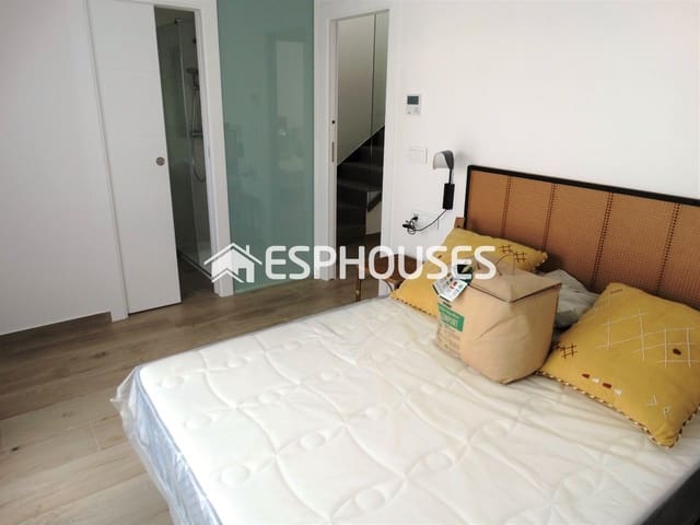 3 soveværelse Semi-Rækkehus til salg i Pilar de la Horadada ciudad, Pilar de la Horadada med swimmingpool - € 425.000 (Ref: 9445085)