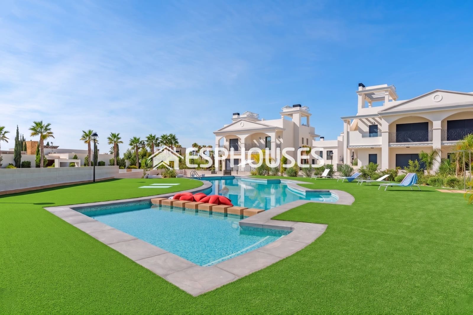 Apartamento de 3 habitaciones en Ciudad Quesada en venta con piscina garaje - 380.540 € (Ref: 9445086)