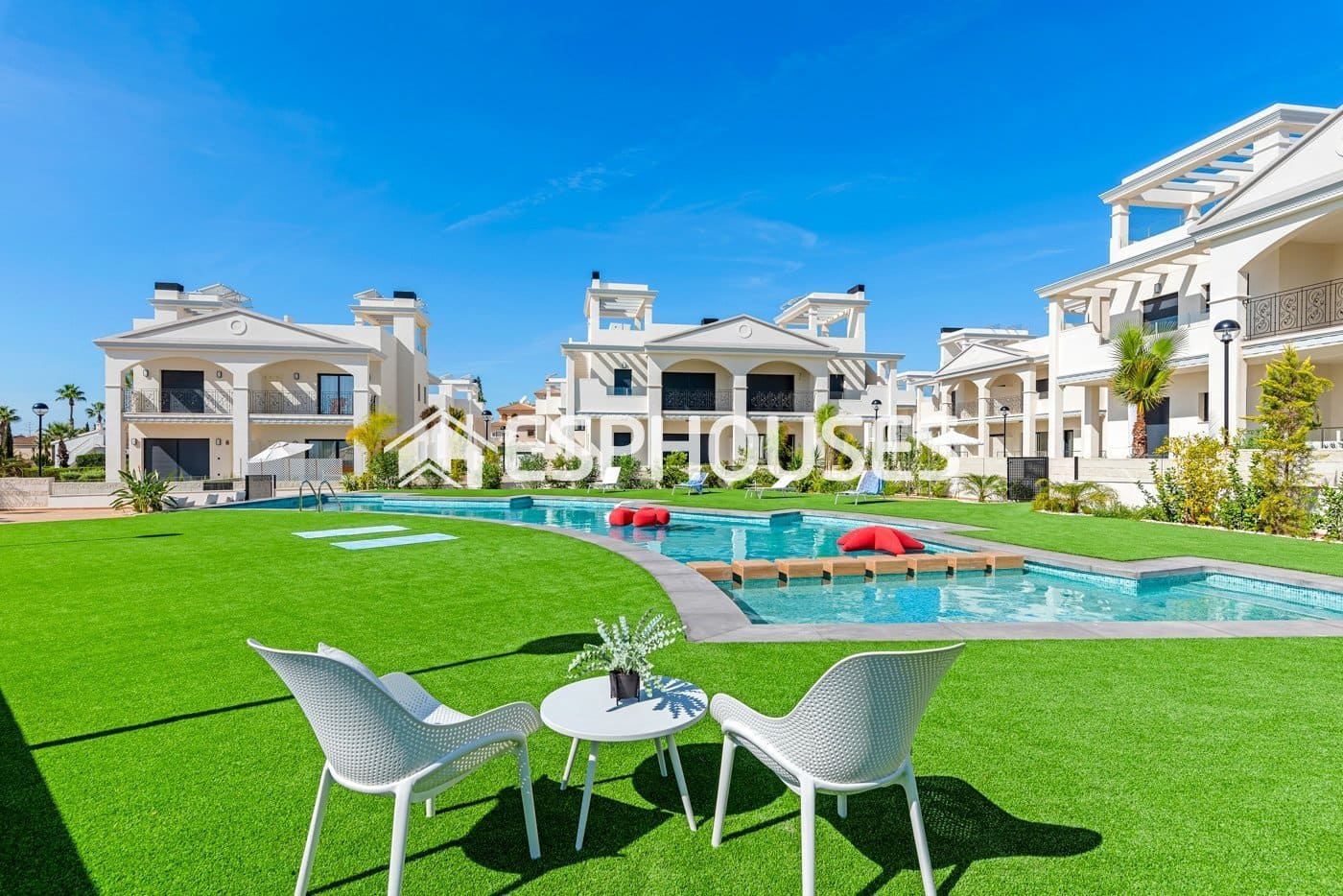 Apartamento de 3 habitaciones en Ciudad Quesada en venta con piscina garaje - 380.540 € (Ref: 9445086)