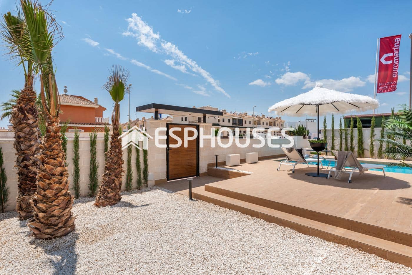 Chalet de 3 habitaciones en Rojales en venta con piscina garaje - 884.450 € (Ref: 9445089)