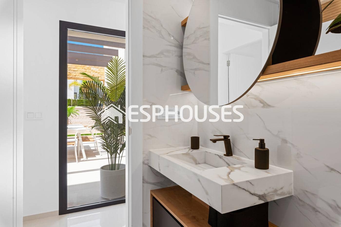 Chalet de 3 habitaciones en Rojales en venta con piscina garaje - 884.450 € (Ref: 9445089)