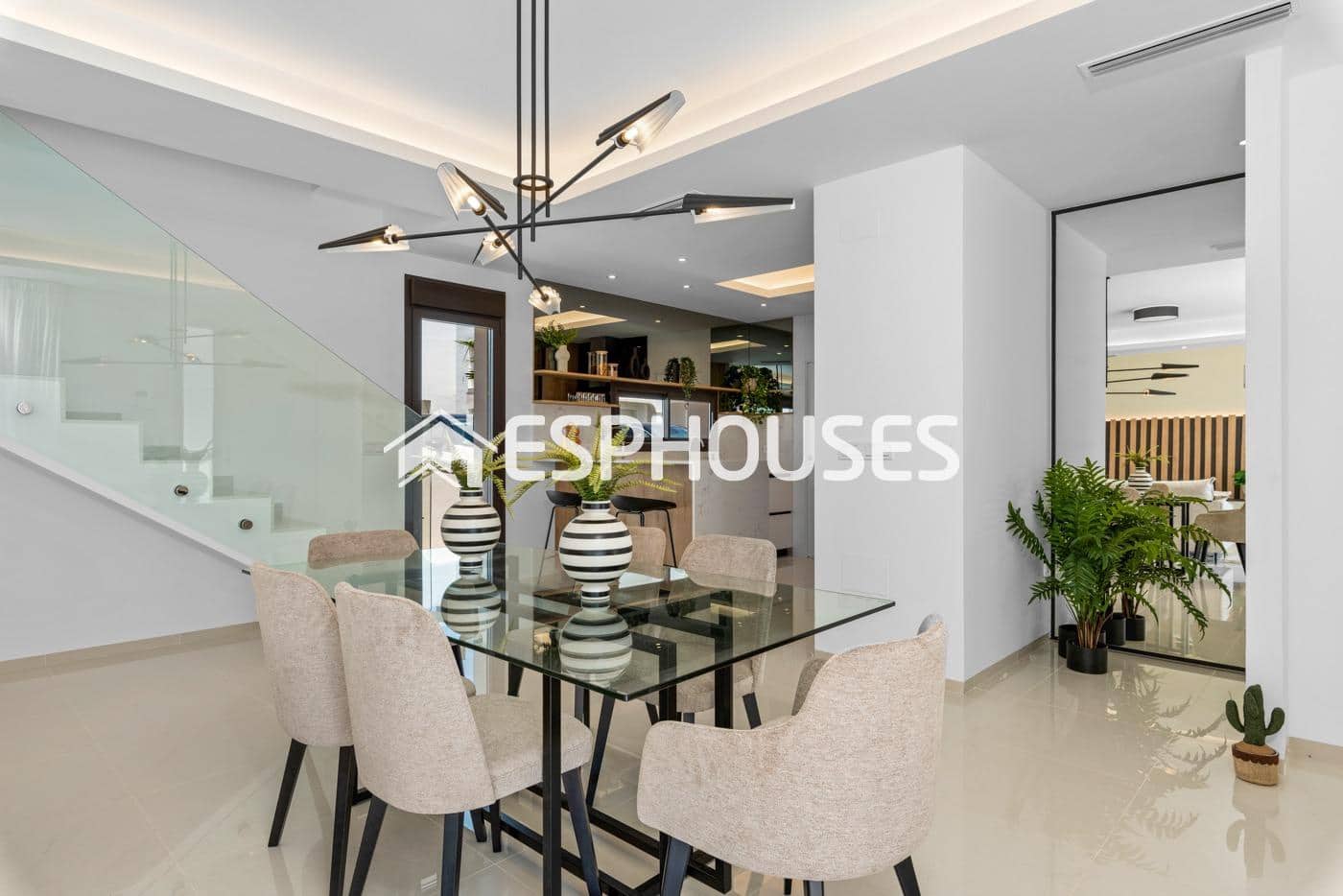 Chalet de 3 habitaciones en Rojales en venta con piscina garaje - 884.450 € (Ref: 9445089)