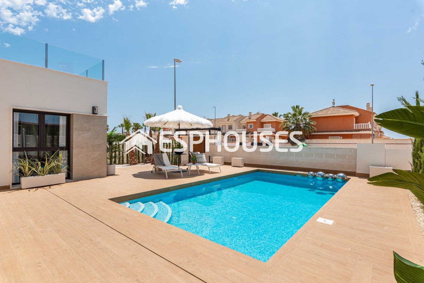 3 soveværelse Villa til salg i Ciudad Quesada med swimmingpool - € 884.450 (Ref: 9445089)