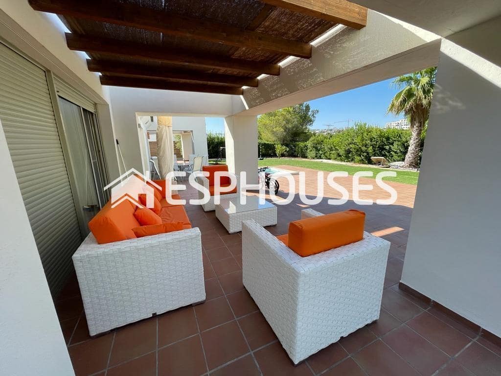 5 soverom Villa til salgs i San Miguel de Salinas med svømmebasseng garasje - € 920 000 (Ref: 9445093)