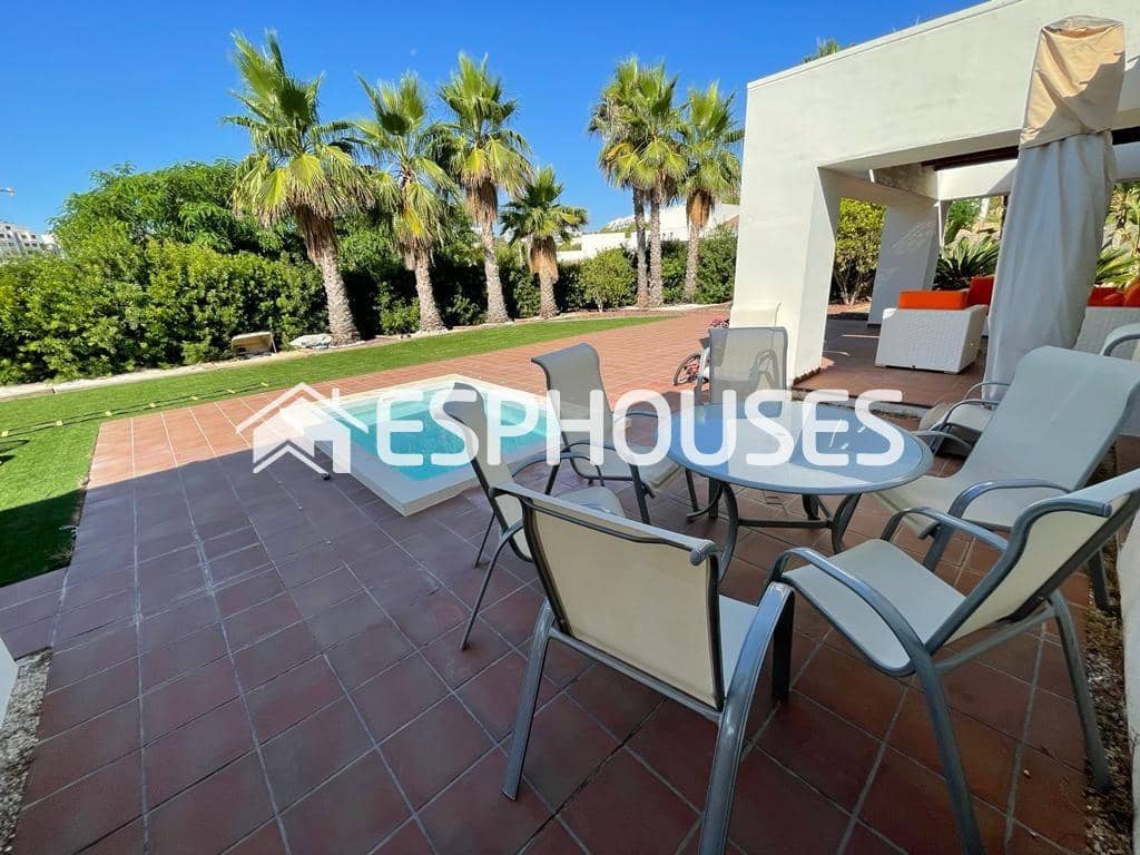 5 soverom Villa til salgs i San Miguel de Salinas med svømmebasseng garasje - € 920 000 (Ref: 9445093)