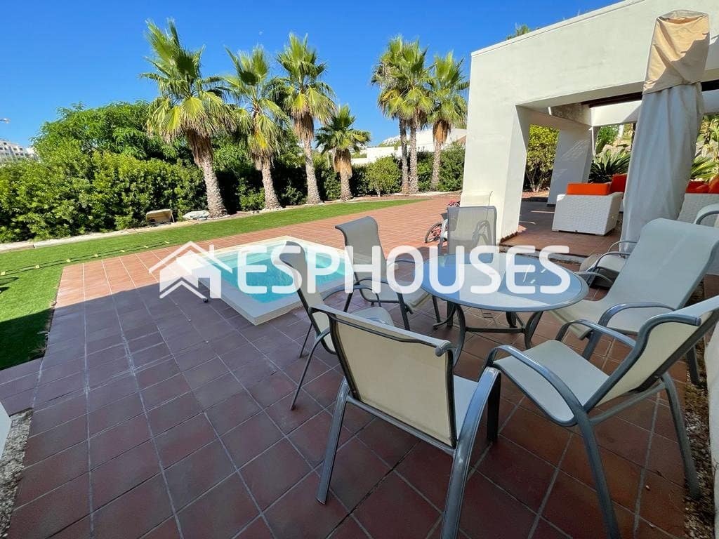 5 chambre Villa/Maison à vendre à San Miguel de Salinas avec piscine garage - 920 000 € (Ref: 9445093)
