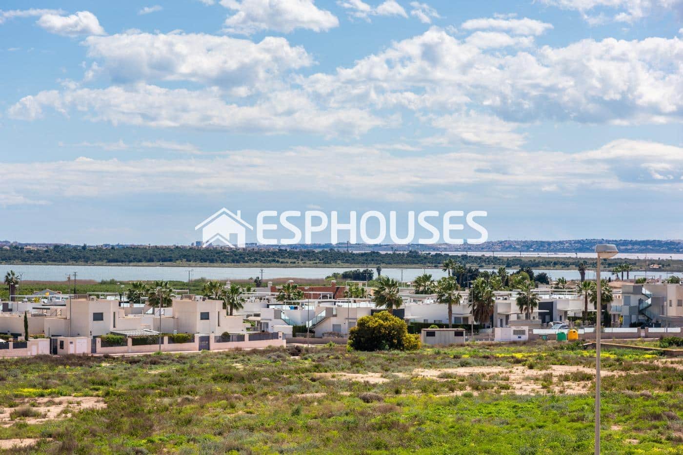 3 sovrum Villa till salu i Los Montesinos med pool garage - 465 000 € (Ref: 9445095)