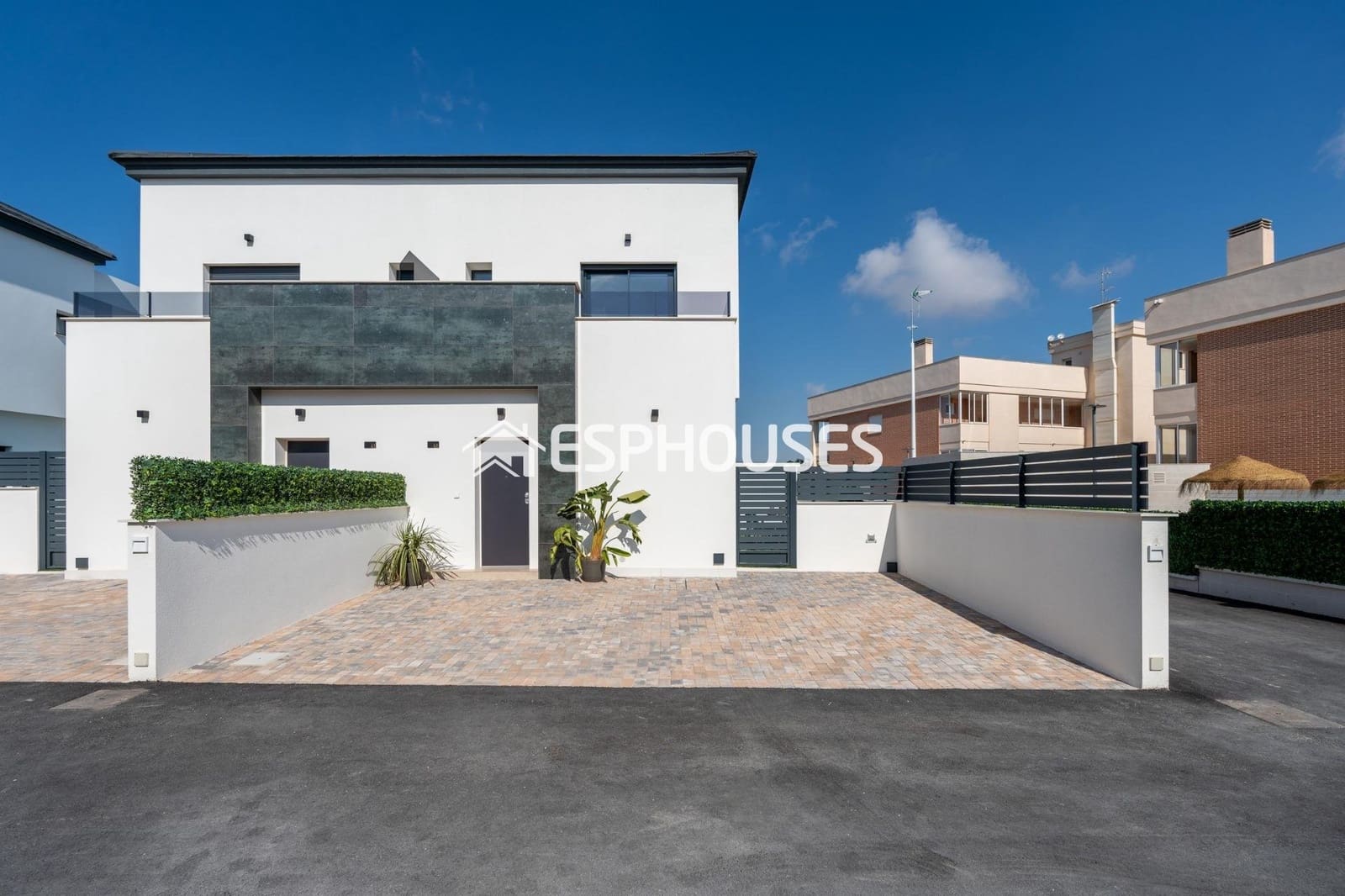 3 sovrum Villa till salu i Gran Alacant med pool garage - 410 000 € (Ref: 9445105)