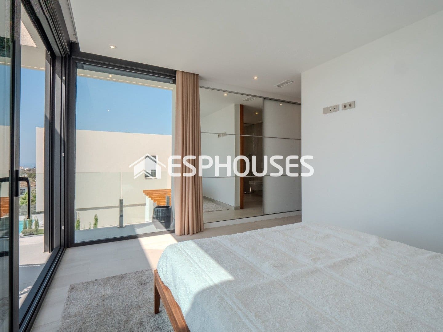 3 slaapkamer Villa te koop in Finestrat met zwembad garage - € 1.195.000 (Ref: 9445111)