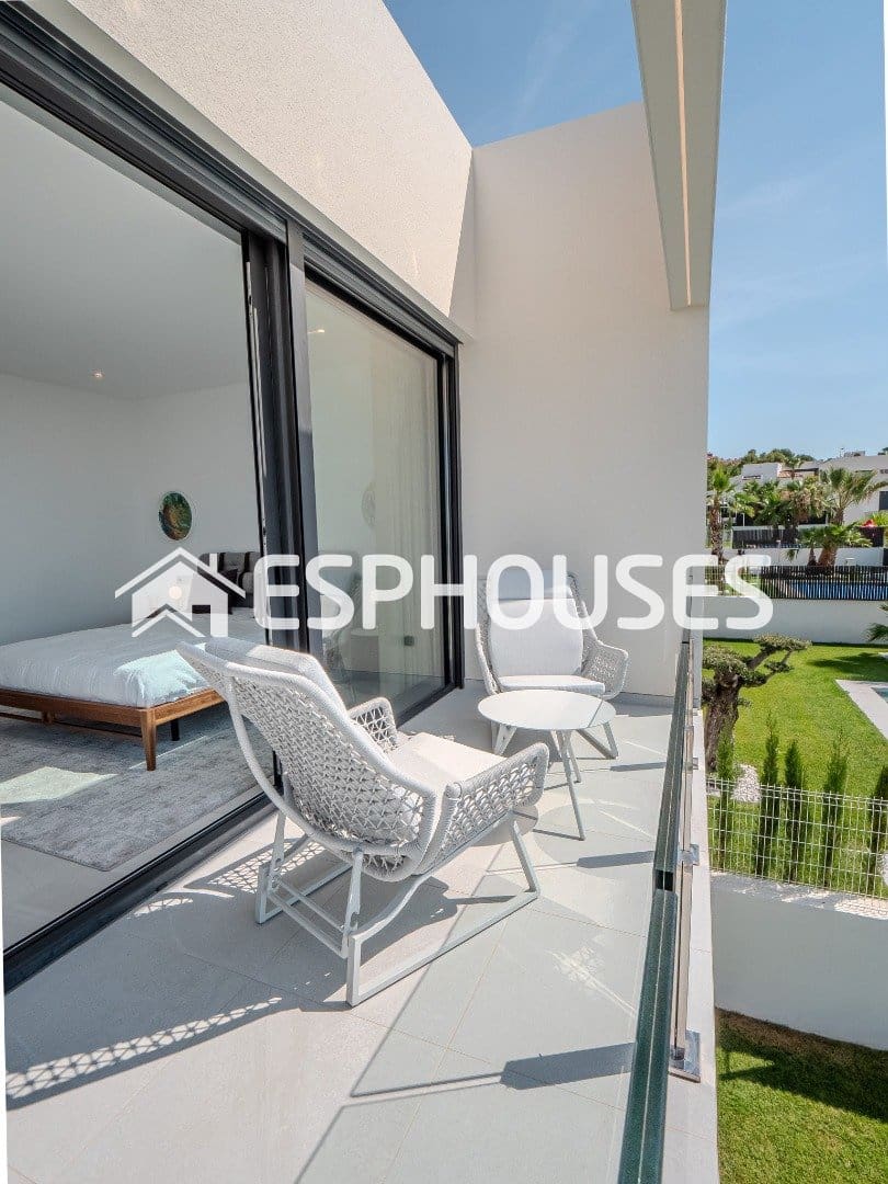 3 slaapkamer Villa te koop in Finestrat met zwembad garage - € 1.195.000 (Ref: 9445111)