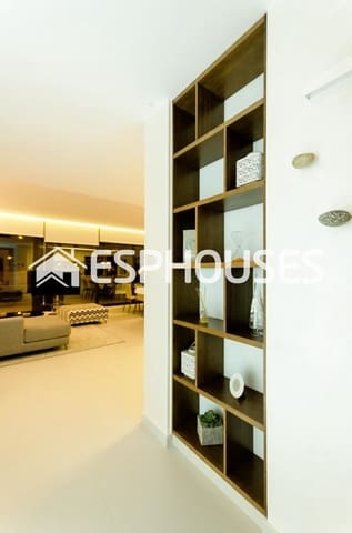 4 soveværelse Villa til salg i Campoamor, Orihuela med swimmingpool garage - € 1.050.000 (Ref: 9445115)