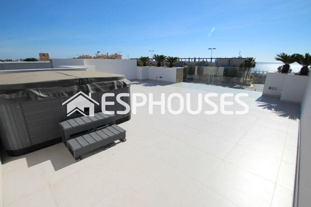 4 soveværelse Villa til salg i Orihuela Costa med swimmingpool garage - € 1.050.000 (Ref: 9445115)