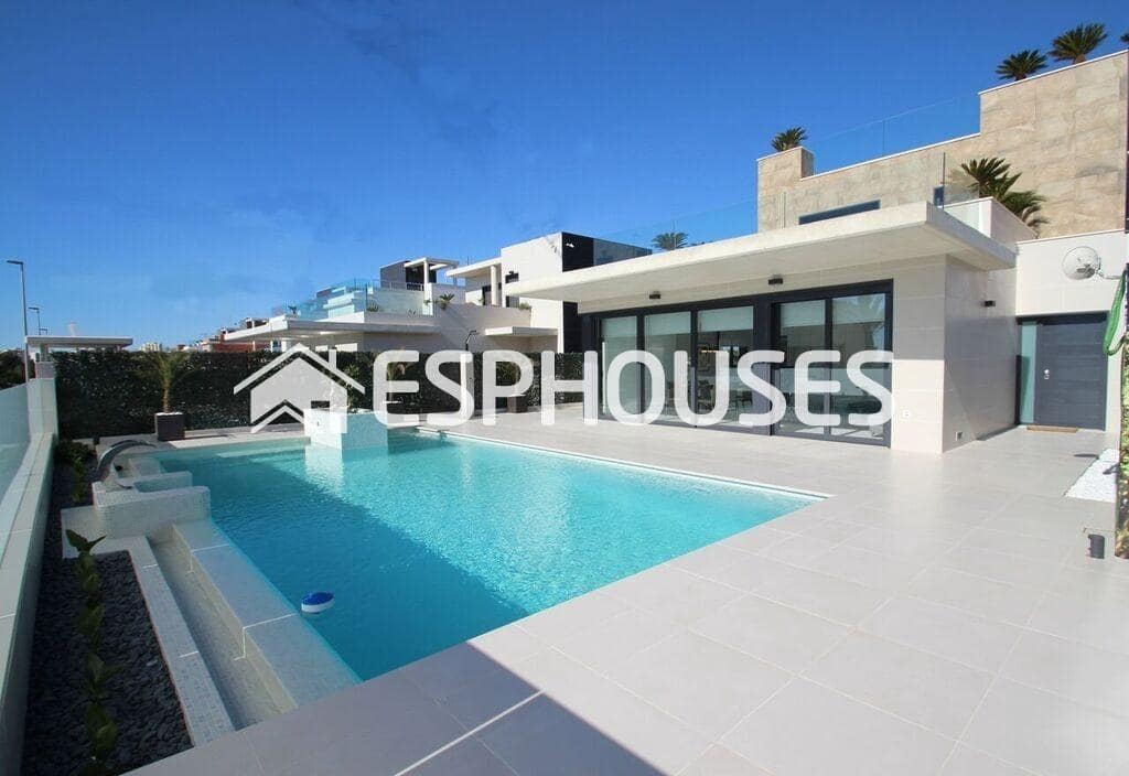 4 soveværelse Villa til salg i Orihuela Costa med swimmingpool garage - € 1.050.000 (Ref: 9445115)