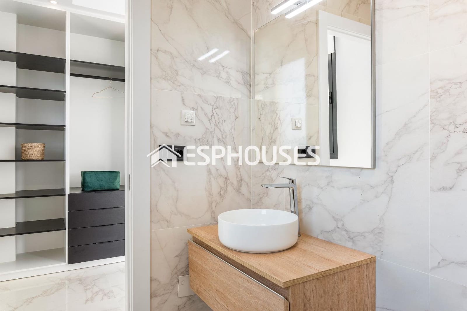 3 slaapkamer Villa te koop in Benijofar met zwembad garage - € 435.000 (Ref: 9445117)