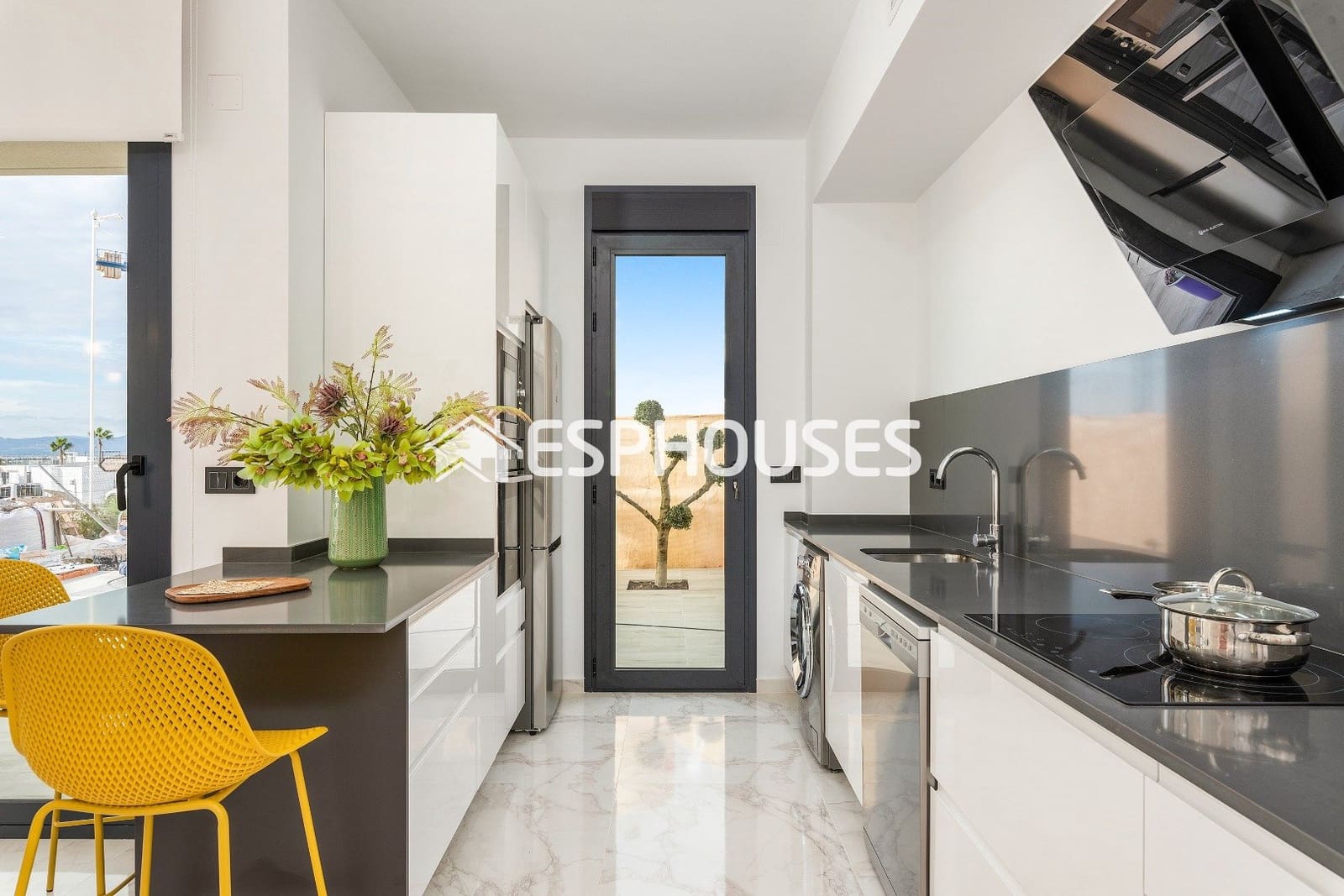 3 bedroom Villa for sale in Benijofar with pool - € 435,000 (Ref: 9445117)