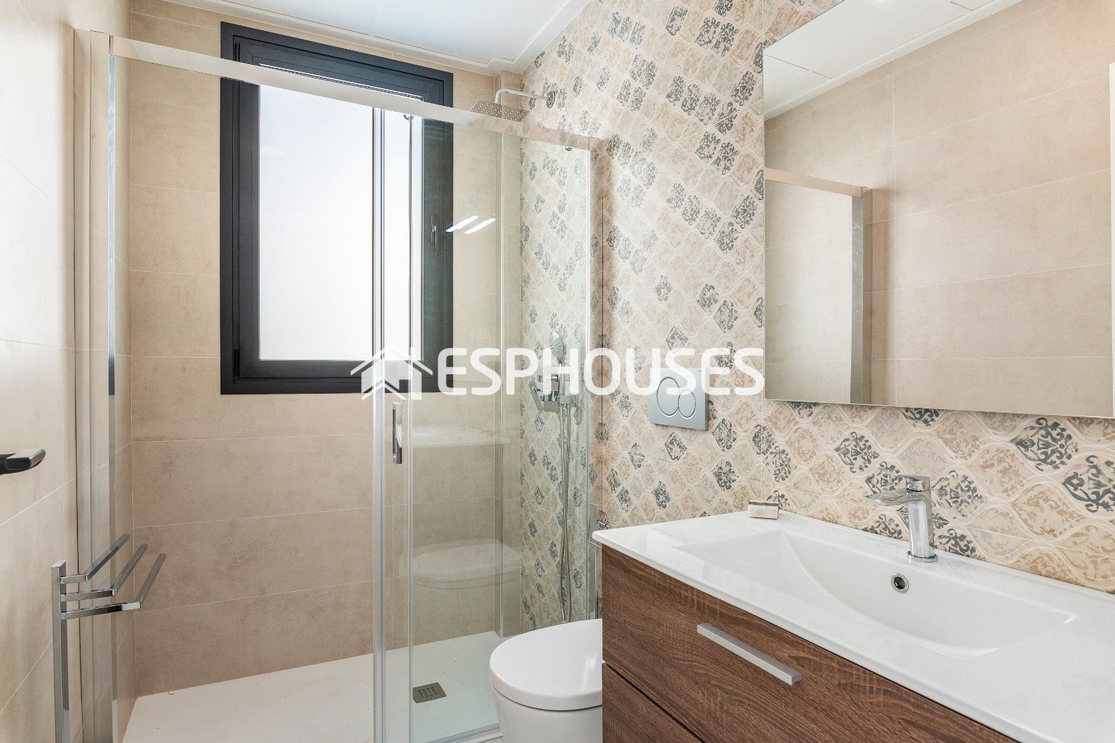 3 bedroom Villa for sale in Benijofar with pool - € 435,000 (Ref: 9445117)