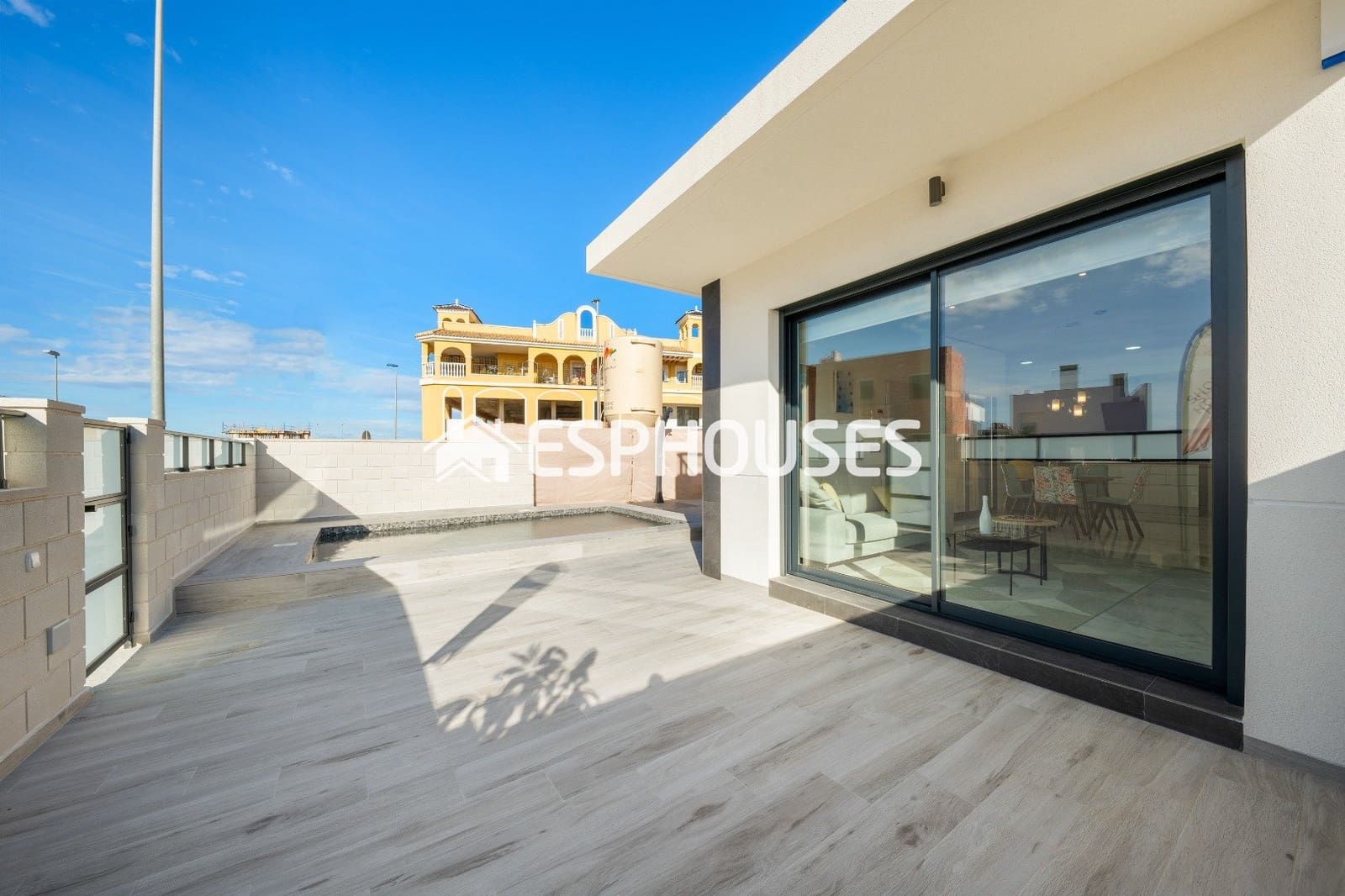 3 bedroom Villa for sale in Benijofar with pool - € 435,000 (Ref: 9445117)