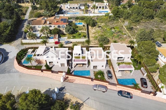 3 soverom Villa til salgs i Lomas de Cabo Roig - Los Dolses, Orihuela med svømmebasseng garasje - € 760 000 (Ref: 9445119)