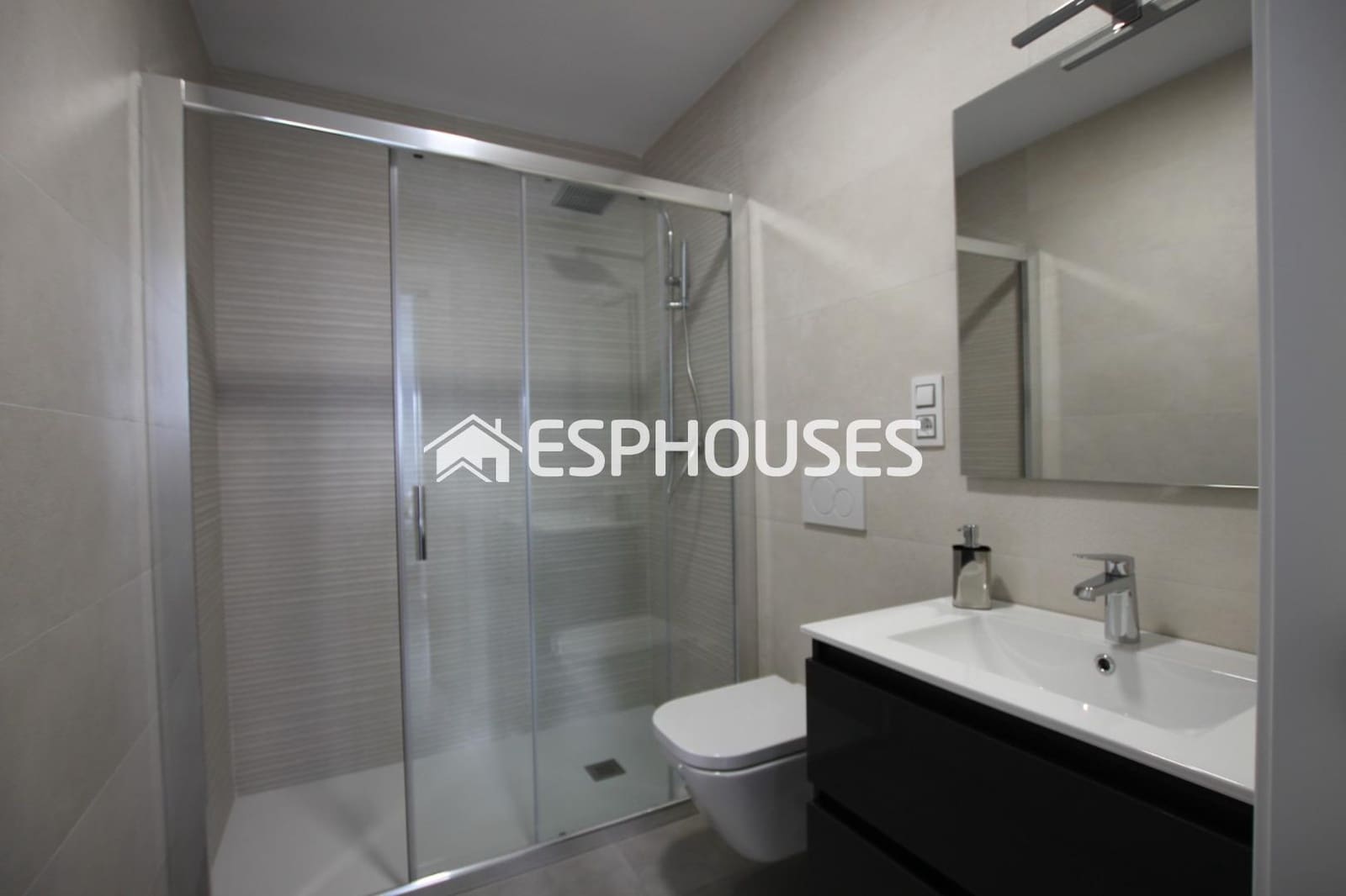 3 bedroom Bungalow for sale in Los Montesinos with pool garage - € 295,000 (Ref: 9445122)