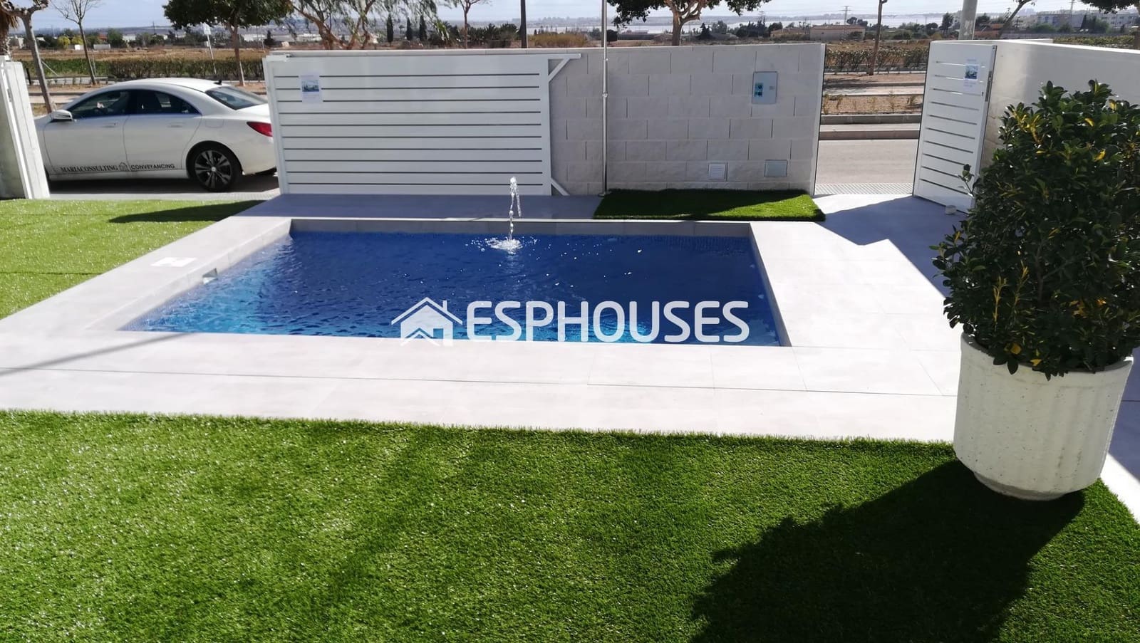 3 bedroom Bungalow for sale in Los Montesinos with pool garage - € 295,000 (Ref: 9445122)