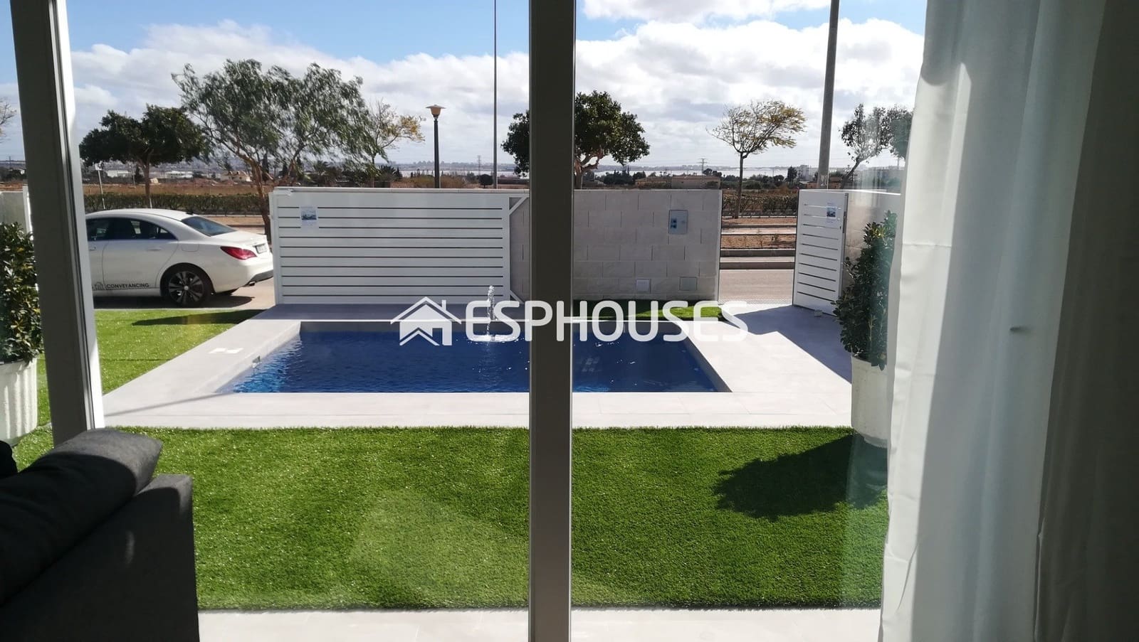 3 bedroom Semi-detached Villa for sale in Los Montesinos with pool - € 360,000 (Ref: 9445122)