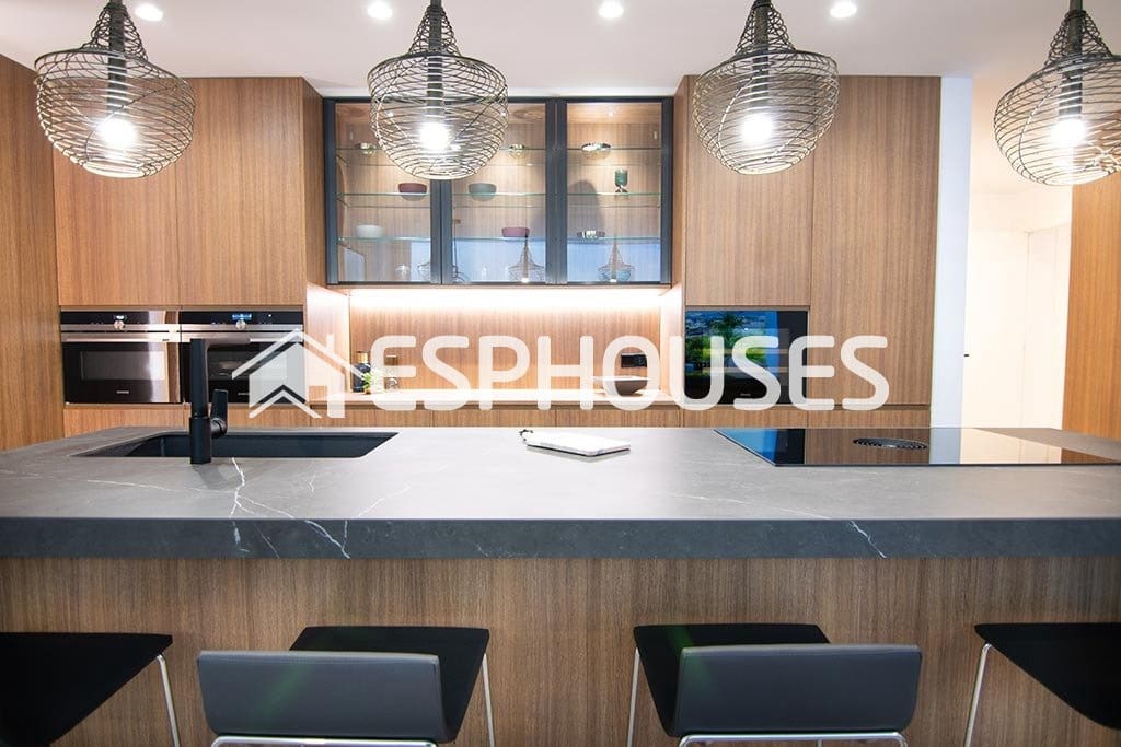 3 Zimmer Apartment zu verkaufen in San Miguel de Salinas mit Pool - 459.000 € (Ref: 9445123)