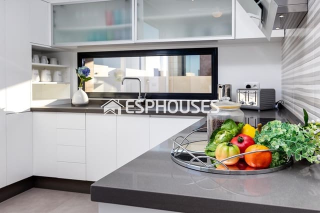 3 chambre Villa/Maison à vendre à Pilar de la Horadada ciudad, Pilar de la Horadada avec piscine garage - 410 000 € (Ref: 9445126)