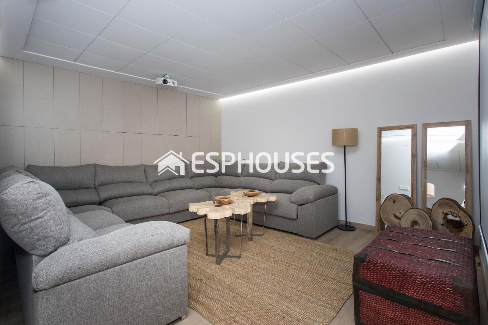 3 sovrum Villa till salu i Torrevieja med pool garage - 600 000 € (Ref: 9445129)