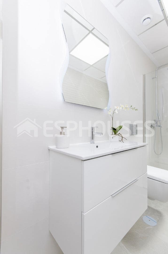 2 quarto Bungalow para venda em San Miguel de Salinas com piscina garagem - 375 000 € (Ref: 9445130)