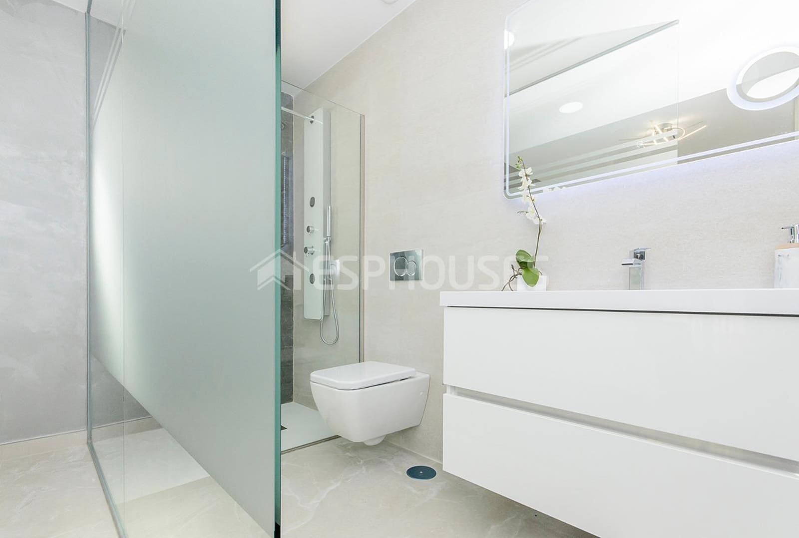 2 quarto Bungalow para venda em San Miguel de Salinas com piscina garagem - 375 000 € (Ref: 9445130)