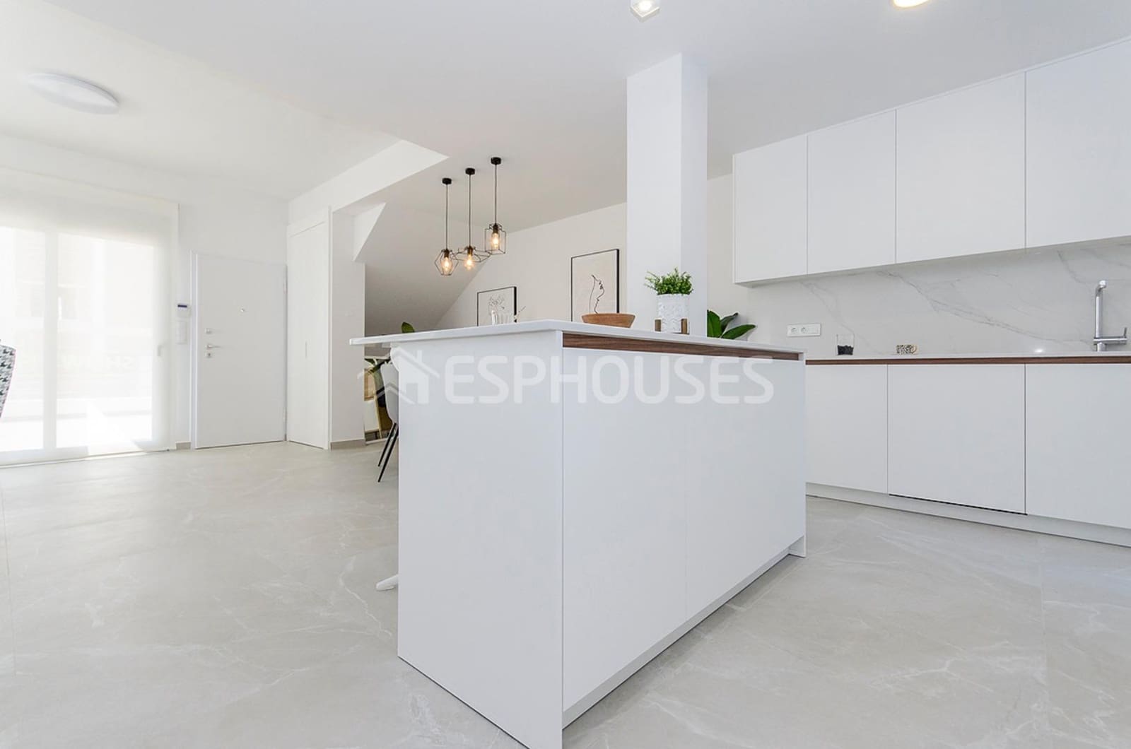 2 quarto Bungalow para venda em San Miguel de Salinas com piscina garagem - 375 000 € (Ref: 9445130)