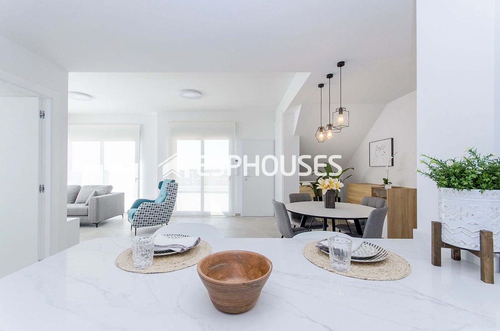 Bungalow de 2 habitaciones en San Miguel de Salinas en venta con piscina - 375.000 € (Ref: 9445130)