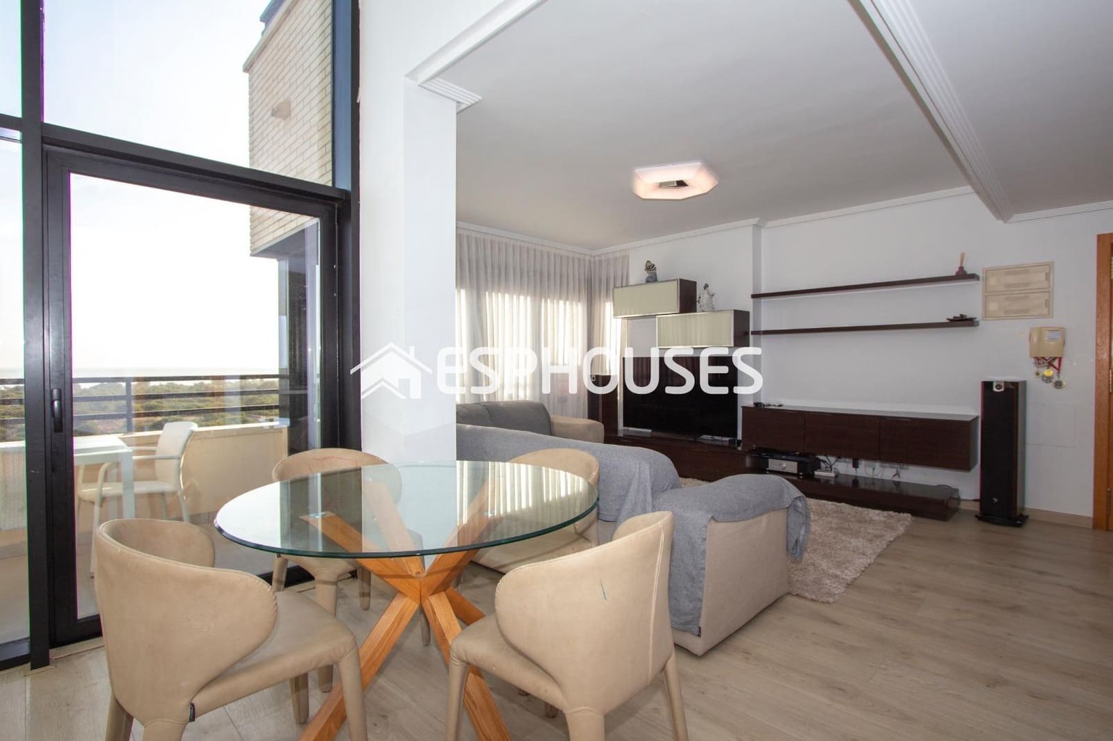 3 sovrum Lägenhet till salu i Guardamar del Segura med pool garage - 585 000 € (Ref: 9445132)