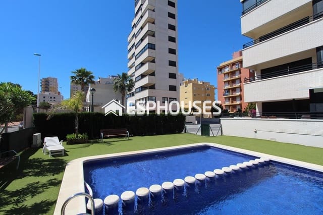 Ático de 3 habitaciones en Guardamar Playa, Guardamar del Segura en venta con piscina garaje - 585.000 € (Ref: 9445132)